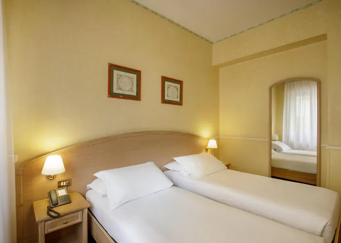 Otel Santa Costanza By Omnia