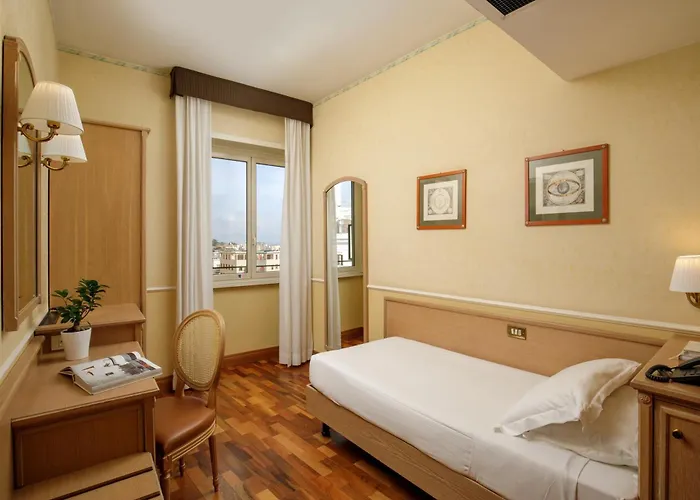 Otel Santa Costanza By Omnia 4*