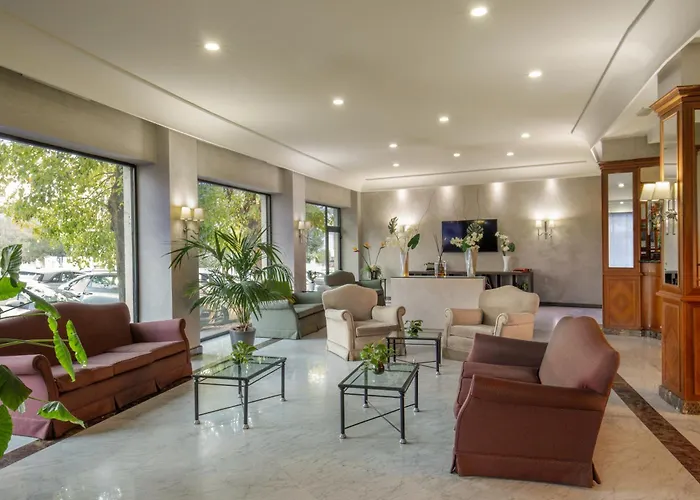 Otel Santa Costanza By Omnia 4*