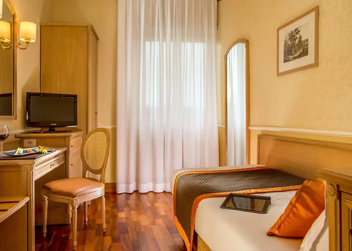 Otel Santa Costanza By Omnia